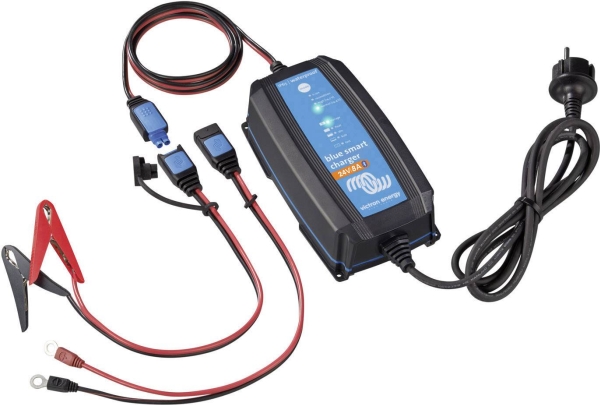 Victron Blue Smartlader 24v 8 amp. ip65