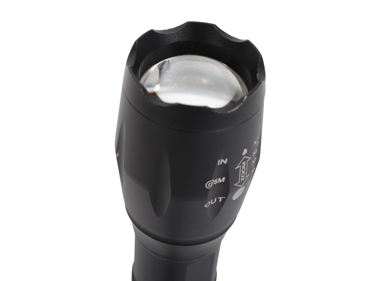 Tyzon taskulamppu, 300 lumenia