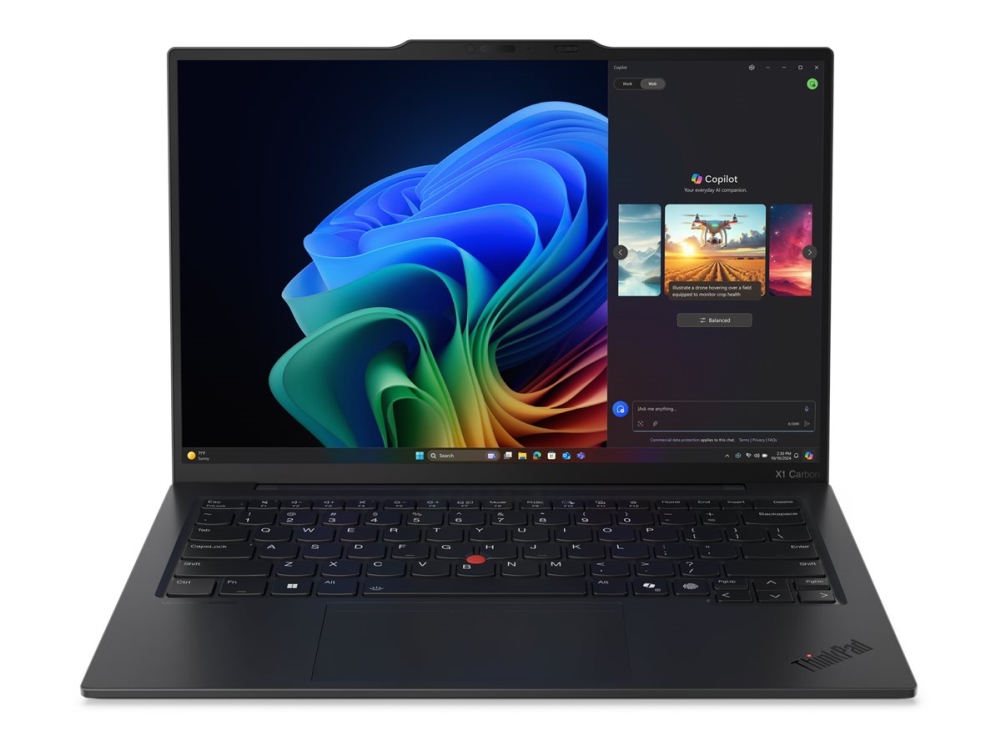 Lenovo ThinkPad X1 Carbon Gen 13 21NS - Aura Edition - 180 graders gångsjärnskonstruktion - Intel Core Ultra 7 - 258V / upp till 4.8 GHz - Evo - Win 11 Pro - Intel Arc Graphics 140V - 32 GB RAM - 512 GB SSD TCG Opal Encryption 2, NVMe, Performance - 14 IPS pekskärm 1920 x 1200 - Wi-Fi 7, Bluetooth - 5G-uppgraderingsbar - svart färg - kbd: nordiskt (danska/finska/norska/svenska) - med 3 års Lenovo Premier Support, CO2-kompensering 0,5 ton (2:a gen) | Datorer & Surfplattor - Bärbar dator | GameStuff