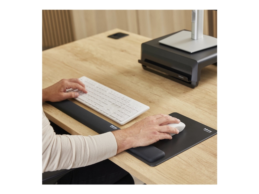 Fellowes Breyta Xl Mouse Mat Wrist Rest Xl Mouse Pad Wrist Support With Antibacterial Protection Ergonomic Mouse Mat Black, Black, Monochromatic, Wri