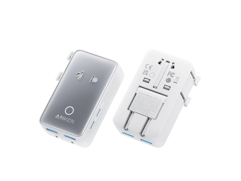 *Anker Nano Travel Adapt 5-in-1 20W