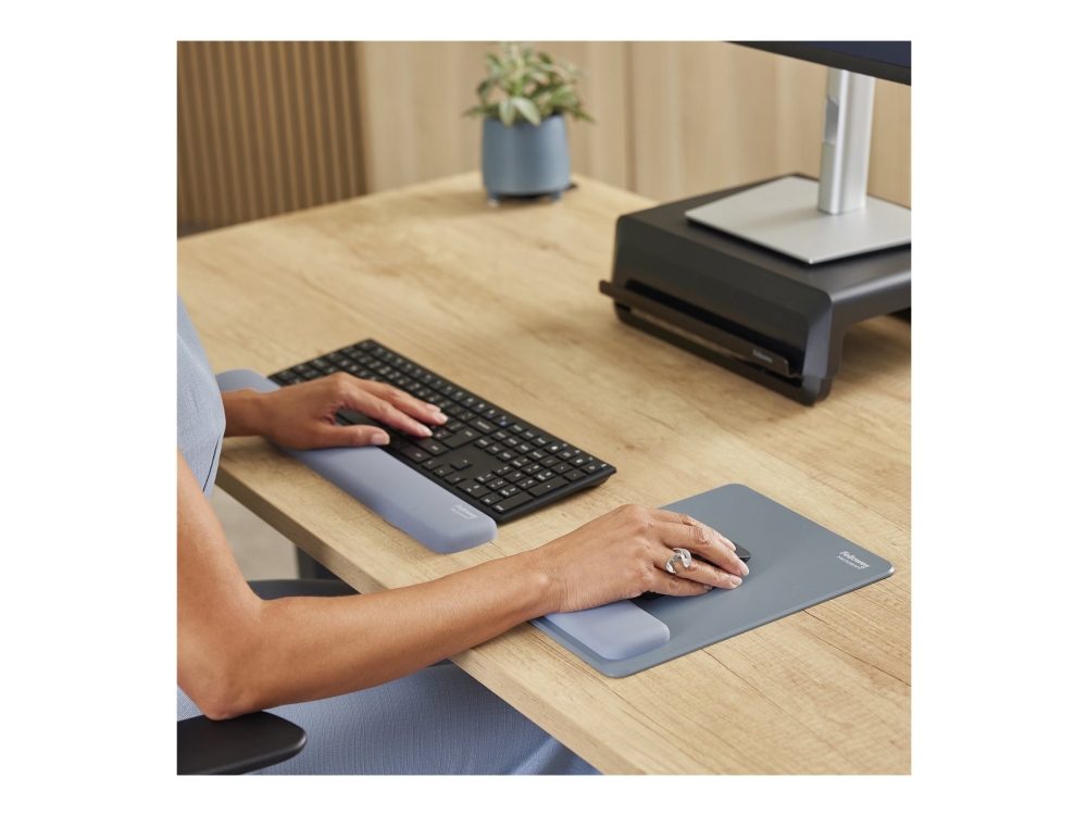 Fellowes Breyta Xl Mouse Mat Wrist Rest Xl Mouse Pad Wrist Support With Antibacterial Protection Ergonomic Mouse Mat Marine, Aquamarine, Monochromati