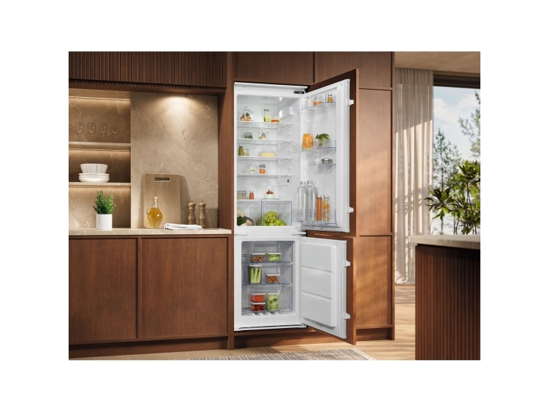 Electrolux LNT6NE18S, 257 l, SN-ST, 4,5 kg/24t, E, Fresh zone compartment, Hvit