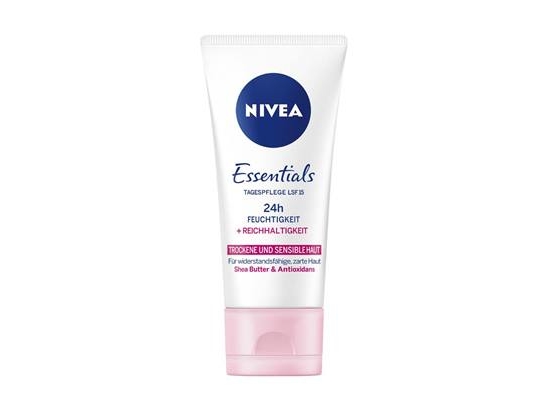 Nivea Nourishing Day Creme - 24 Timers Hydrering Til Tør Og Følsom Hud Spf 15 50Ml
