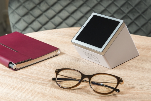 Shelly Wall Display Stand, hvid - bordstander