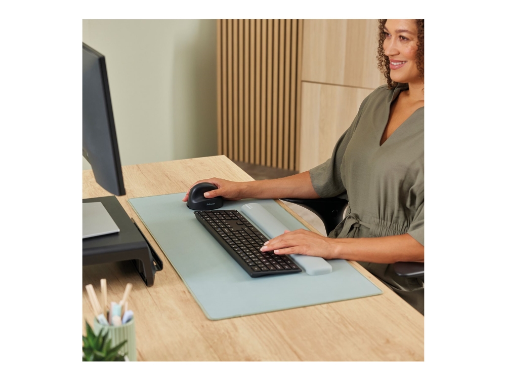 Fellowes Breyta - Lodret Mus - Ergonomisk - Medium - Højrehåndet - Optisk - 5 Knapper - Trådløs - Bluetooth, 2.4 Ghz, Usb-C - Sort
