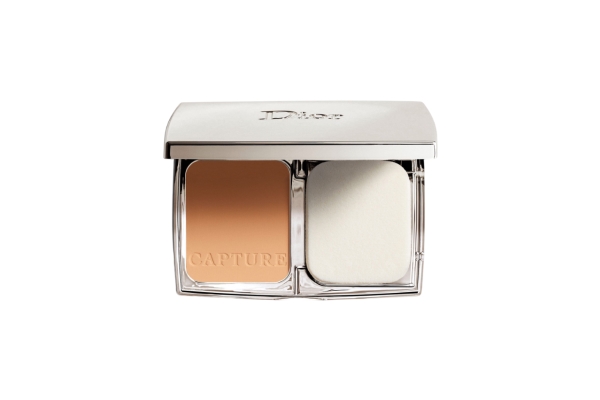 Dior Christian Capture Totale, Long Lasting, Compact Foundation, 20, Light Beige, 11 G