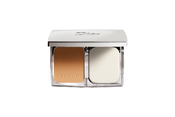 Dior Christian , Capture Totale, Long Lasting, Compact Foundation, 30, Medium Beige, 11 G For Women