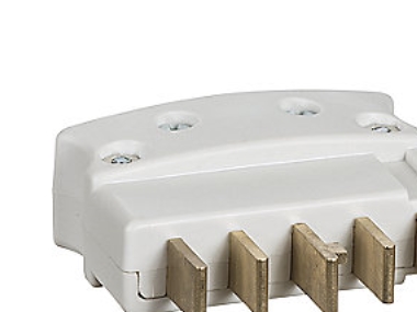 Lauritz Knudsen Stikprop Dansk Flerpolet System 3P+0+J Lige 16A 440V Lysegrå
