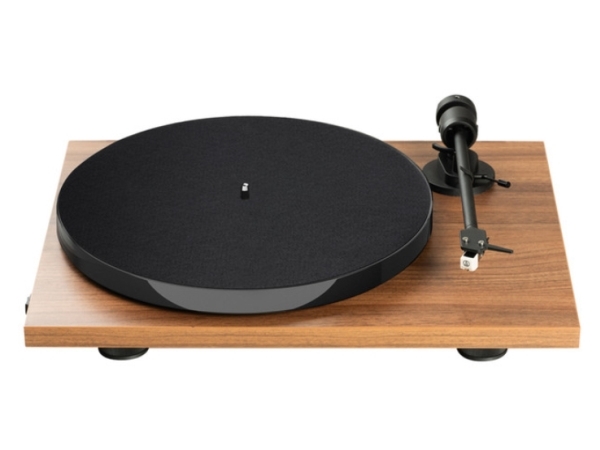 Pro-Ject E1 BT, Bæltedrevet pladespiller, Semi-automatisk, Valnød, 33,45 rpm, 33,45 rpm, 65 dB