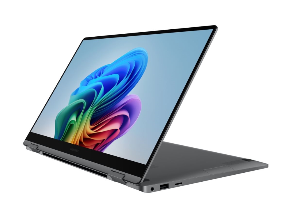 Samsung Galaxy Book5 360 - Copilot+ PC - flipputformning - Intel Core Ultra 5 - 226V / upp till 4.5 GHz - Evo - Win 11 Home - Arc Graphics 130V - 16 GB RAM - 512 GB SSD NVMe - 15.6 AMOLED pekskärm 1920 x 1080 (Full HD) - Wi-Fi 7, Bluetooth - månstensgrå | Datorer & Surfplattor - Bärbar dator - Ultrabooks | GameStuff