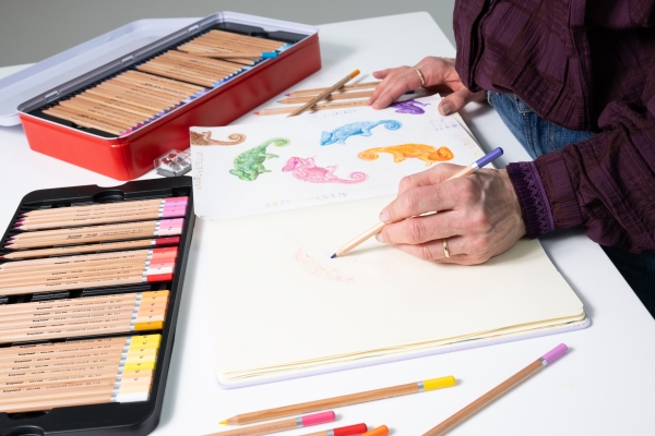 Bruynzeel Expression färgpennor i etui 150 färger | Skola & Hobby - Konstmaterial - Pennor | GameStuff