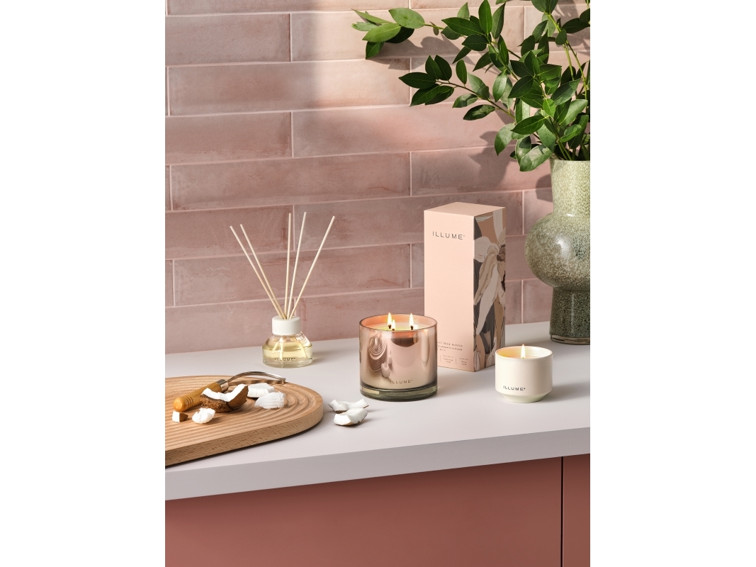 Bloomingville - Coconut Milk Mango Duftpinde, Rosa,, 88,7 ML. - 9 Reeds - D8xH7 cm