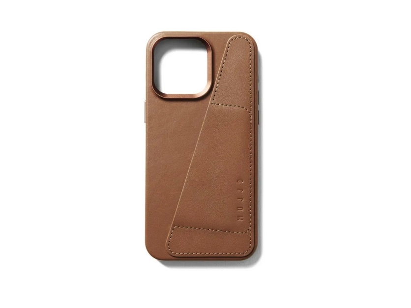 Troubadour Goods Troubadour Goods Limited Mujjo Leather Wallet Case - Ledertasche Für Iphone 15 Pro Max, Magsafe-Kompatibel (Tan)