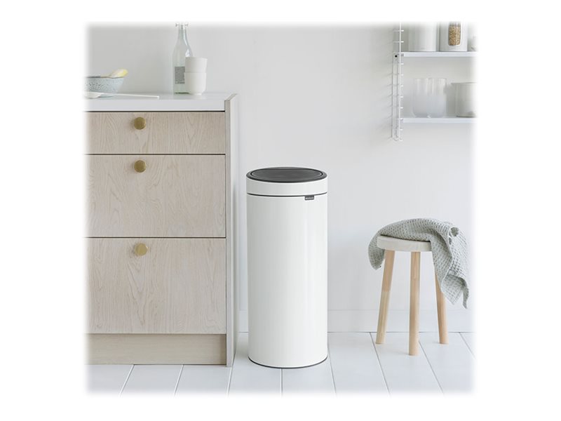 Brabantia Touch Bin New - Skraldespand - Skubbelåg - 30 L - Håndtag - Hvid