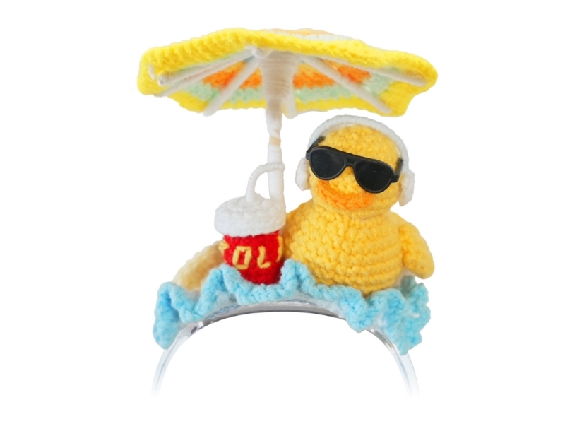 Knitted costume for the Loona Premium duck