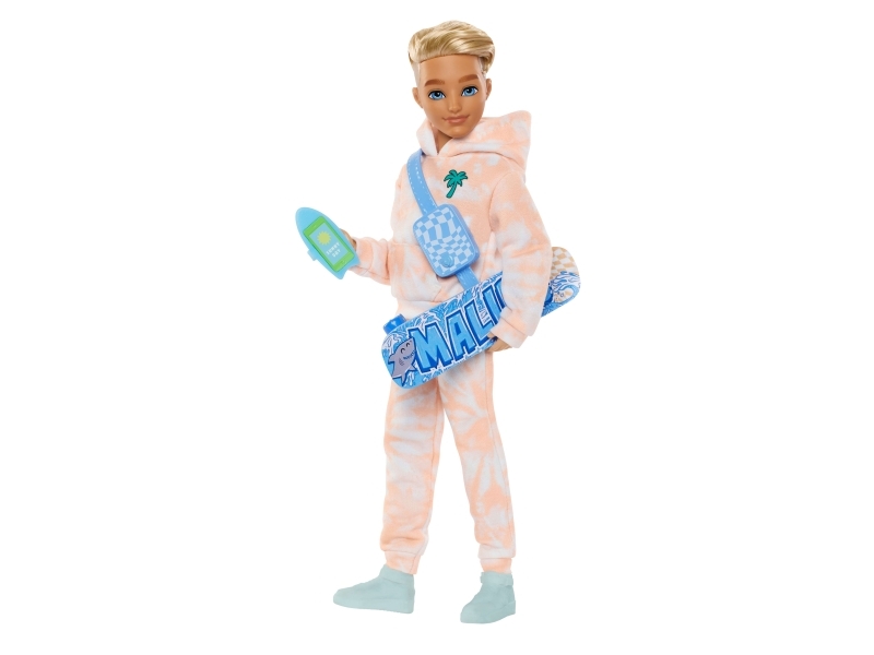 Barbie Dream Besties Ken-modedocka med nio tillbehör på sommar- och skateboardtema, Modedocka, Pojke, 4 År, Flicka, 268 mm, 170 g | Leksaker - Figurer & Dockor - Modedockor | GameStuff