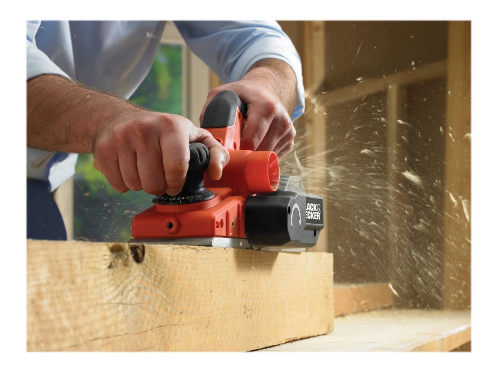 BLACK+DECKER KW750K - Høvl - 750 W - 82 mm billede