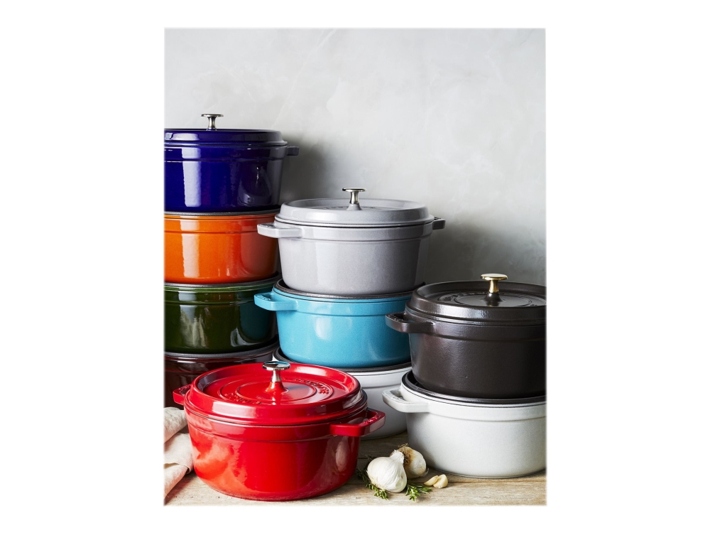 STAUB - Cocotte med dække - 24 cm - 3.8 L - rund - Kirsebærrød