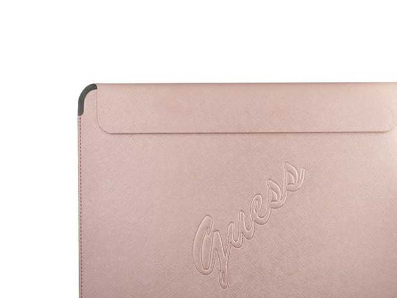 Guess hihassa GUCS13PUSASPI 13&amp amp quot  vaaleanpunainen Saffiano Script