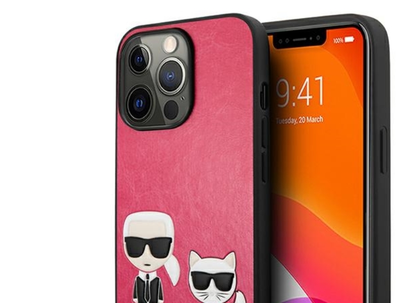 Karl Lagerfeld Ikonik Karl&Choupette Cover Til Iphone 13 Pro / Iphone 13 - Fuchsia