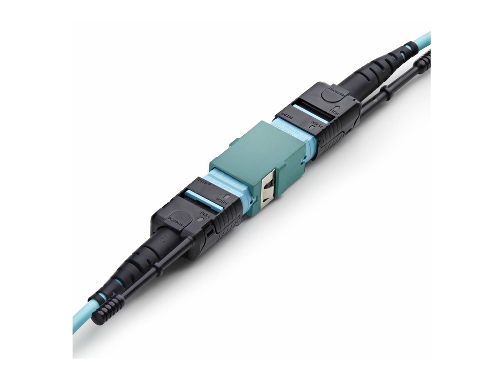 Startech - Netværkskobling - Taa-Kompatibel - Mtp/Mpo/Pc Multi-Mode (Hun) Til Mtp/Mpo/Pc Multi-Mode (Hun) - Fiberoptik - 50 / 125 My - Om3/Om4 - Pass