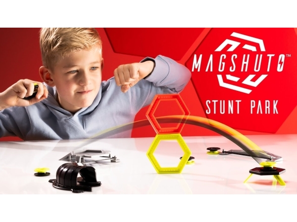 Fat Brain Magshuto Stunt Park