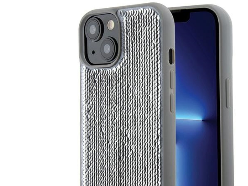 Guess Sequin Script Metal Cover Til Iphone 15 - Sølv