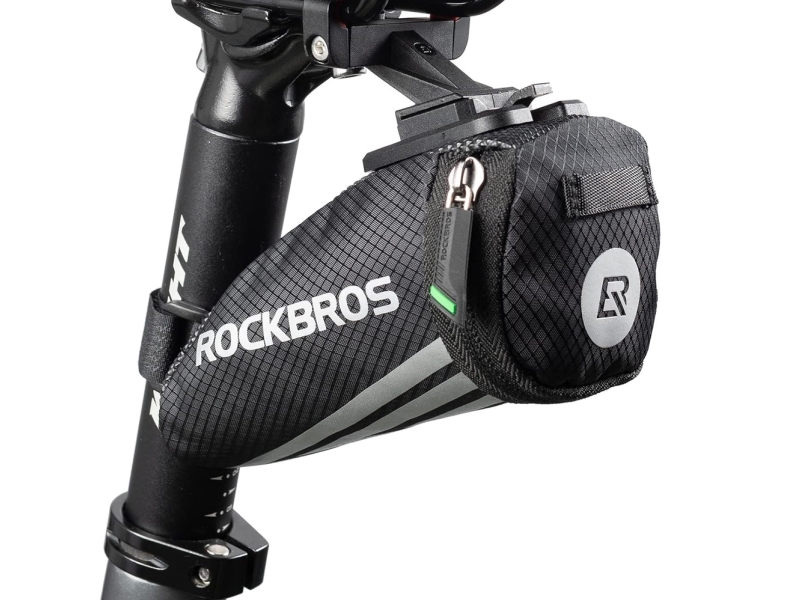 Rockbros Sadeltaske 0,2 L Til Småting Under Sadlen Sort