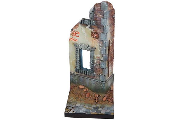 Scenics Diorama Bases Ruined Street Corner 7X7x16