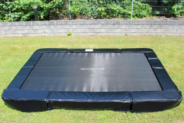 MCU-Sport NedGravet / Inground Trampolin 305 x 213 cm