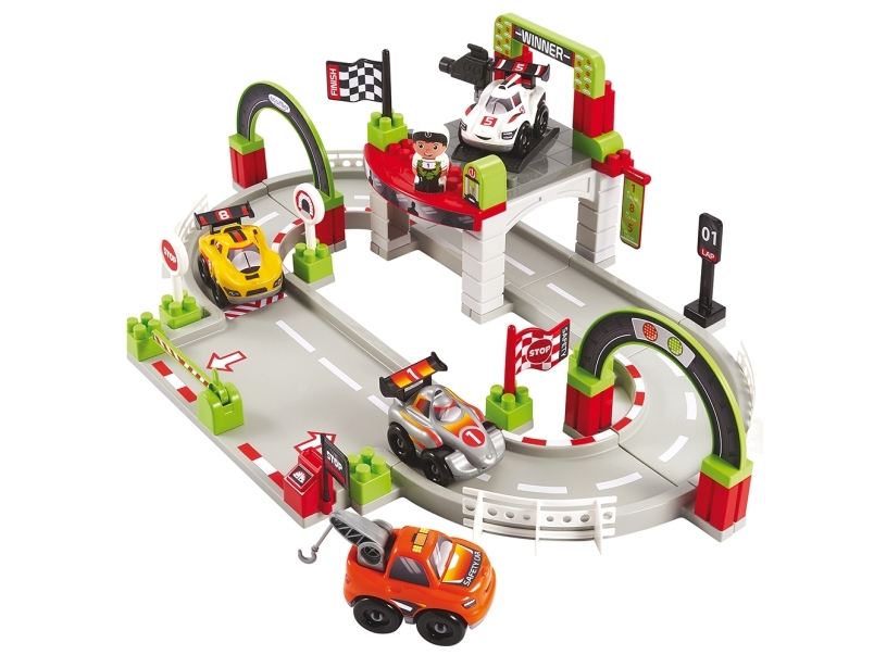 Grand-Prix-Ring M/ Fahrzeugen & Figur