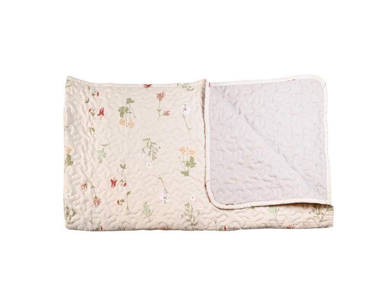Det Gamle Apotek Quiltet Tæppe, H 150Cm, B 190Cm, Floral Bloom 100%Microfiber, Filling130gsm, Pol