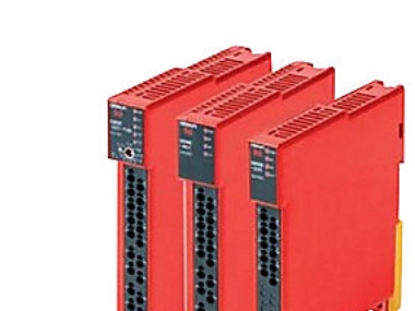 Omron Sikkerhedsrelæer 4 udgange 5 A maks., 1 aux., G9SE-401 DC24