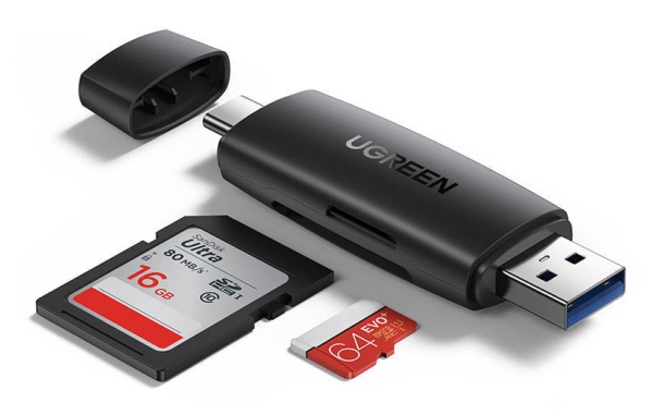 Adapter USB + USB-C UGREEN CM304 czytnik kart SD + microSD (czarny)