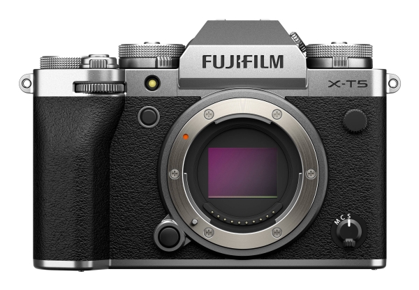 Fujifilm X -T5 + Xf16-80Mm F4 R Ois Wr, 40,2 Mp, 7728 X 5152 Pixel, X-Trans Cmos 5 Hr, 6.2K, Berøringsskærm, Sølv