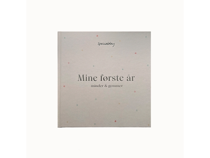 Barnets bog - Mine Første År | SpecialDay