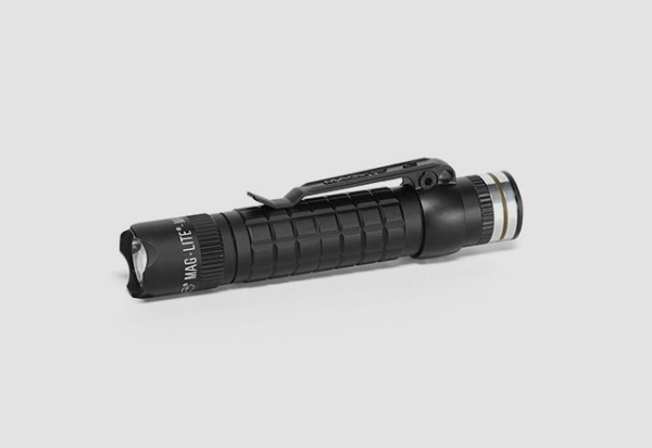Maglite Trm4ra4, Taktische Taschenlampe, Schwarz, Aluminium, Tasten, 2 M, Ipx4