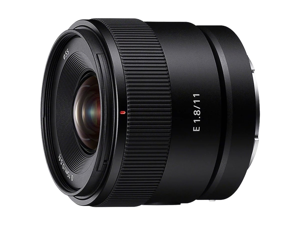 Sony Sel11f18 - Vidvinkel Objektiv - 11 Mm - F/1.8 - Sony E-Mount - For Cinema Line A Vlogcam A1 A1 Ii A6700 A7 Iv A7 V A7c A7c Ii A7cr A7r V A9 Iii
