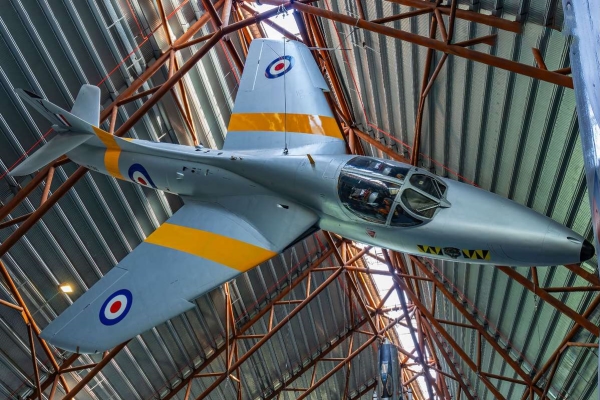 Hawker Hunter T.7/T.7A 1:32