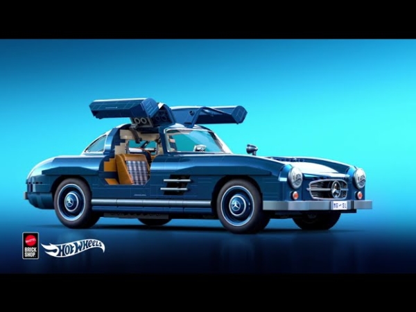 Hot Wheels Brick Shop Premium Series Mercedes-Benz