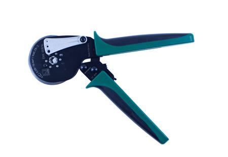 NEMIQ Pressetang til endemuffer 0,08-16 mm² og dobbelte endemuffer 0,25-10 mm². En skraldetang, der sikrer, at presningen er fuldført.