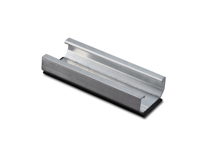 Novotegra kort skinne C24 med EPDM gummi 125 mm (52 x 24 mm)
