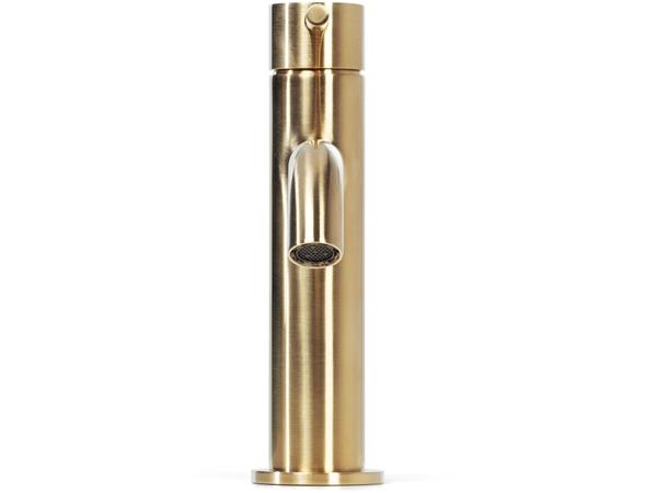 BLUE LABEL Etgrebs håndvaskarmatur uden bundventil - kold start funktion & 3/8 tilslutningsslanger - børstet guld