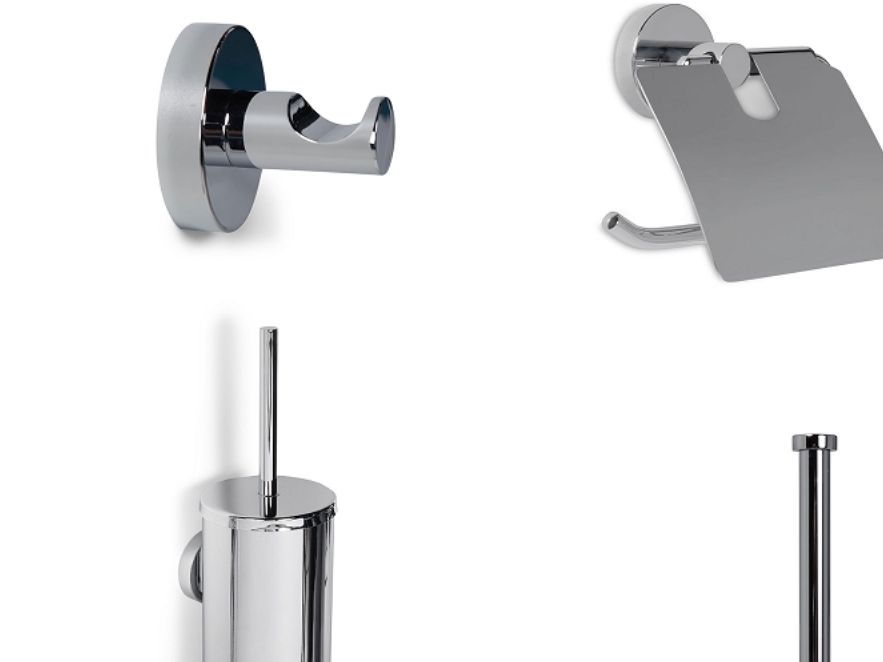 BLUE LABEL Badeværelsestilbehør i krom - toiletrulleholder, toiletbørste, håndklædekrog samt reservepapirholder