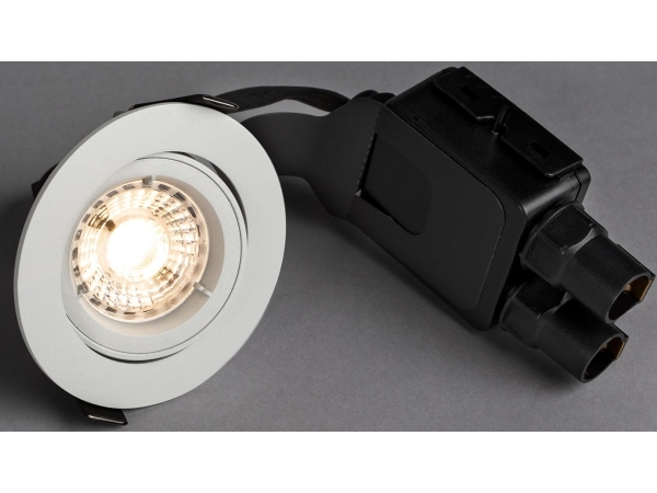 Comfort Quick Outdoor LED-downlight  GU10 Hvid 3000K, 470 lm, 5,8W, 36° spredning, tilt 30°. Hulmål Ø85mm. IP23