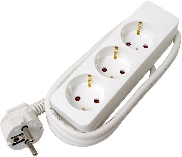 Stikkontaktdåse, 10A, Schuko 3 udtag, med jord, uden afbryder, 1,4 meter ledning, hvid