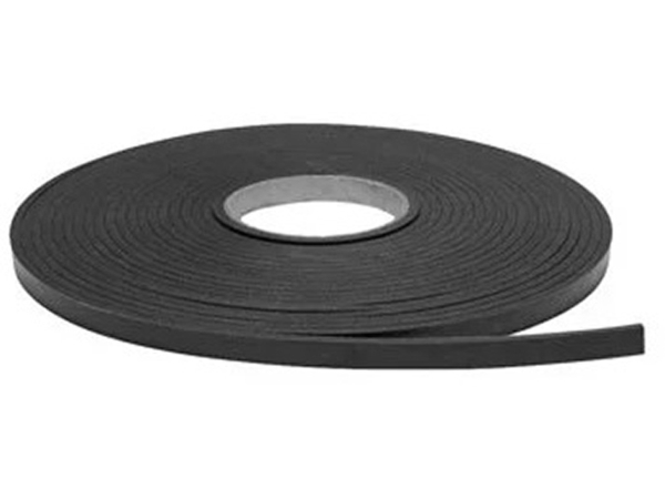 LINDAB Tætningsbånd RJSM 15x4,5 mm til til rektangulære flangeprofil RJFP, rulle á 20 mtr.