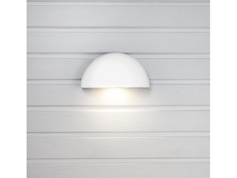 Arc Hvid, 575lm, 160° spredn.vinkel, 7W, IP65, Beskyttelsesklasse I. Justerbart lysniveau med DIP-switch.