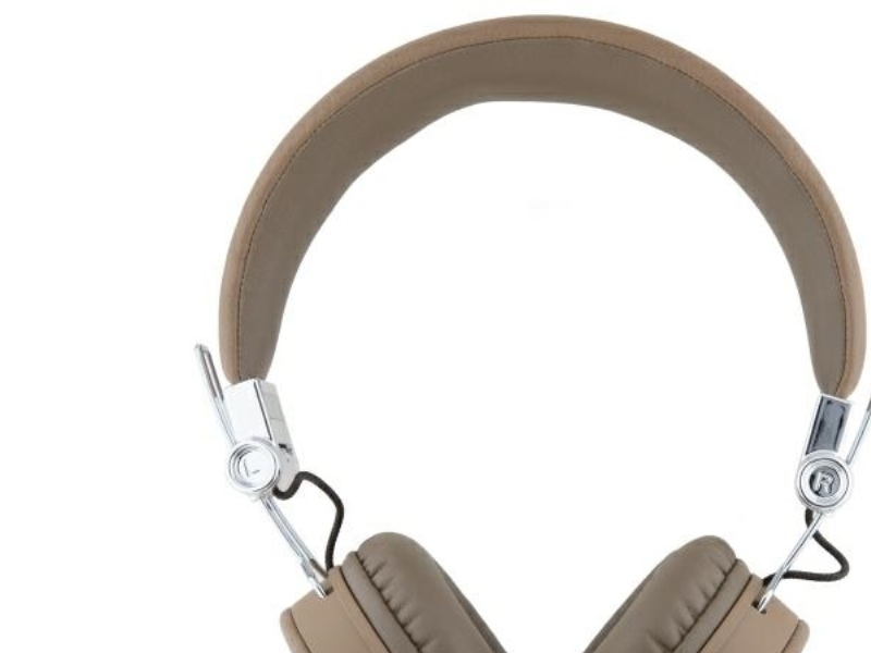 Guess Pu Grained Triangle Logo Enc Wireless Headphone Brown